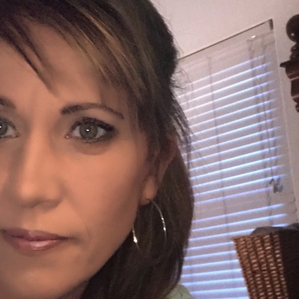 Meet your Posher, Collette